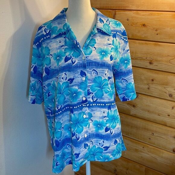 Tan Jay Hawaiian shirt.  Size 10.  Tropical island.  Mixture of blues colors. - Picture 1 of 5